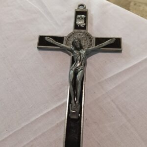 Benedict, Crucifix, Hanging